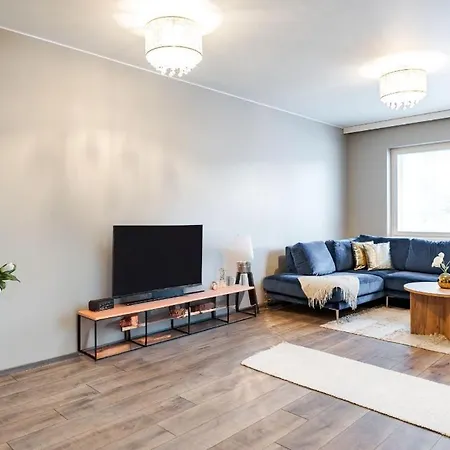 Taeysin Remontoitu Upea Asunto Tampereen Sydaemessae Appartement Tampere