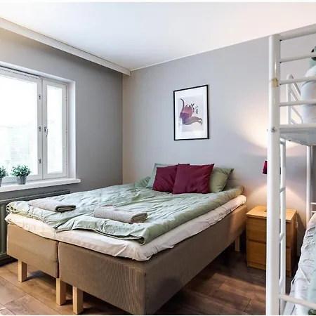 Appartement Taeysin Remontoitu Upea Asunto Tampereen Sydaemessae Tampere