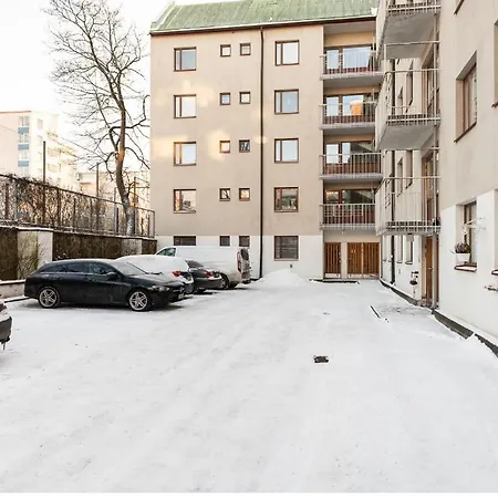 Taeysin Remontoitu Upea Asunto Tampereen Sydaemessae Appartement
