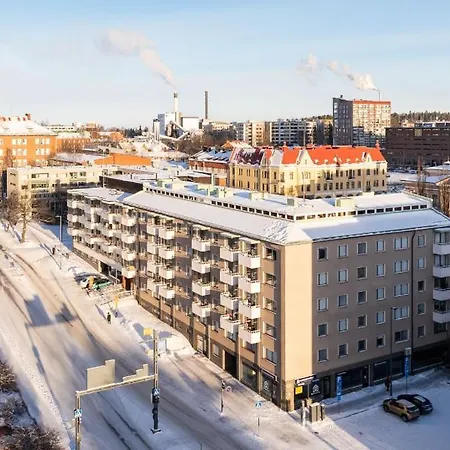 Taeysin Remontoitu Upea Asunto Tampereen Sydaemessae Appartement